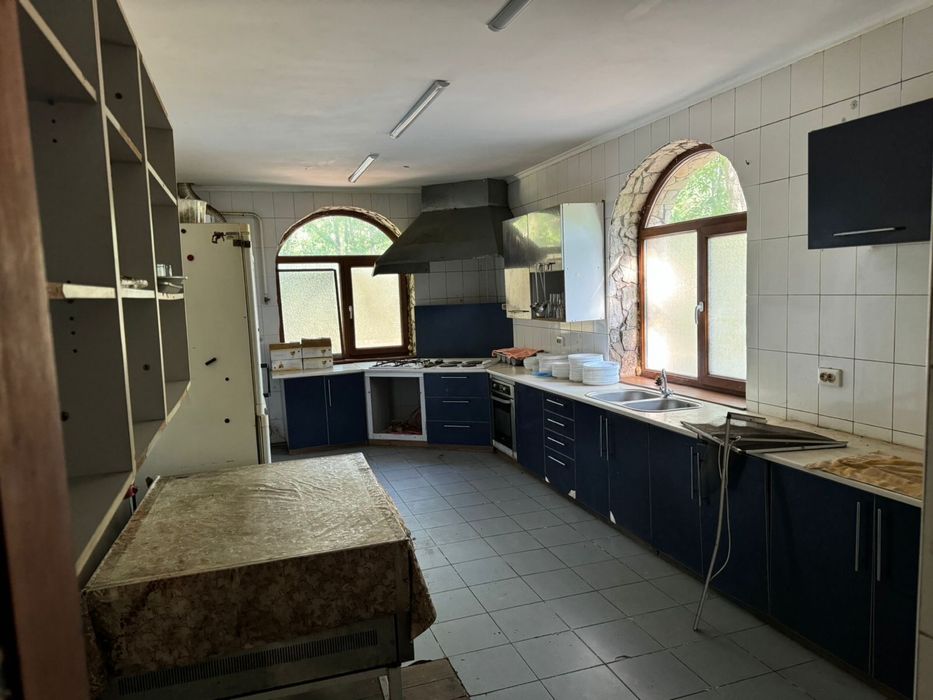 Продаж ресторану в Кельменцях