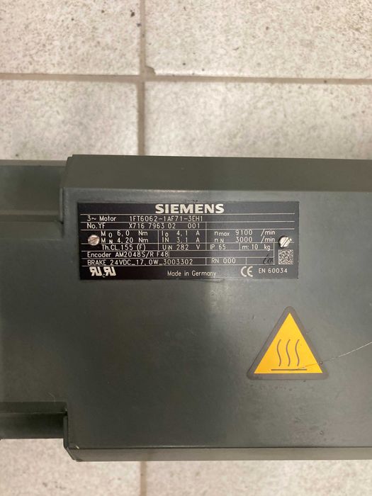 Silnik SIEMENS 1FT6062-1AF71-3EH1 1FT60621AF713EH1 SERWO