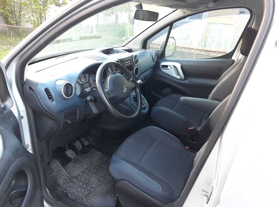 Peugeot partner 2011р.
