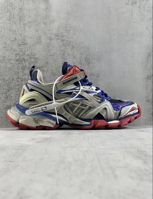 Баленсиага траки 2