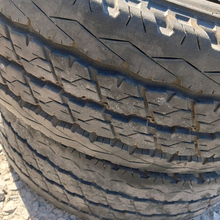 Opony do busa 215/70 r15C