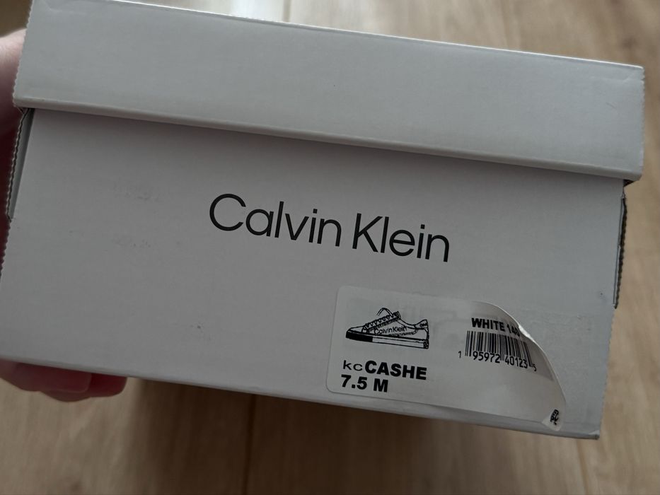 Кросівки жіночі Calvin Klein 38 розмір