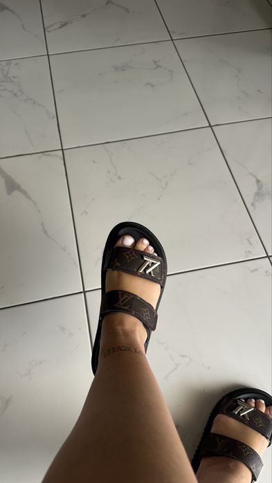 Тапки шлепанцы louis vuitton