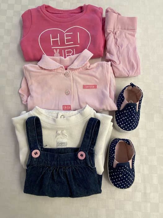 Conjunto saia de peito, blusa, polo de bebé menina