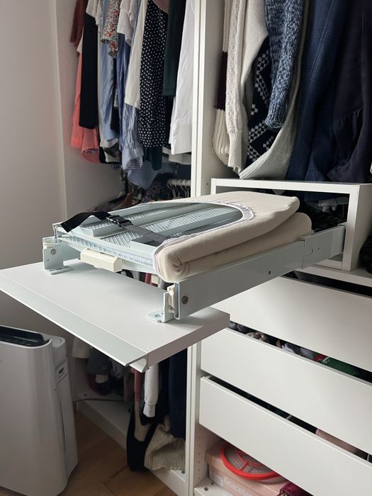 Deska do prasowania do zabudowy w szafie