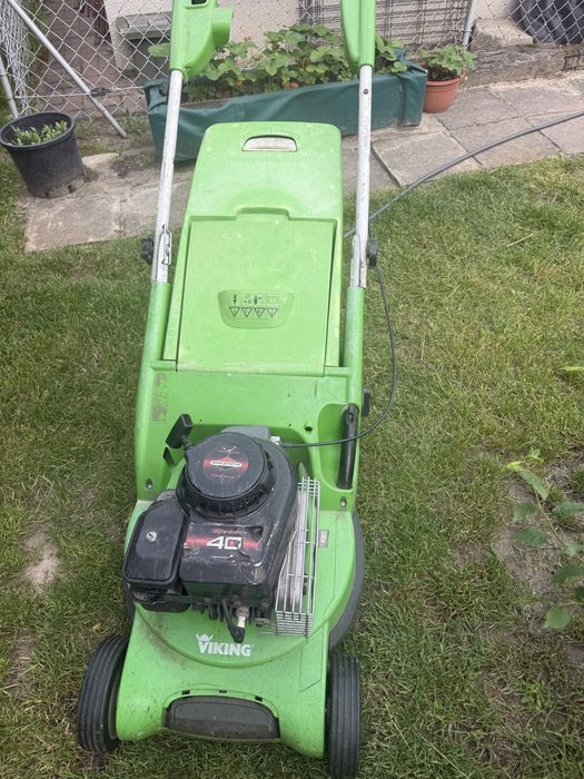 Sprzedam kosiarkę spalinową
