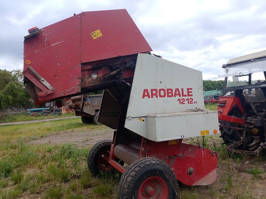 Prasa arobale 1212 Claas Rollant 42 farmer.