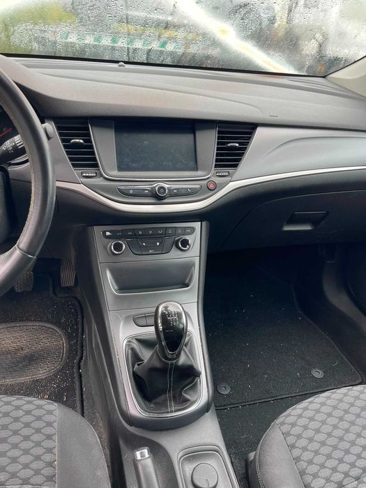 Opel Astra K 2018 para peças