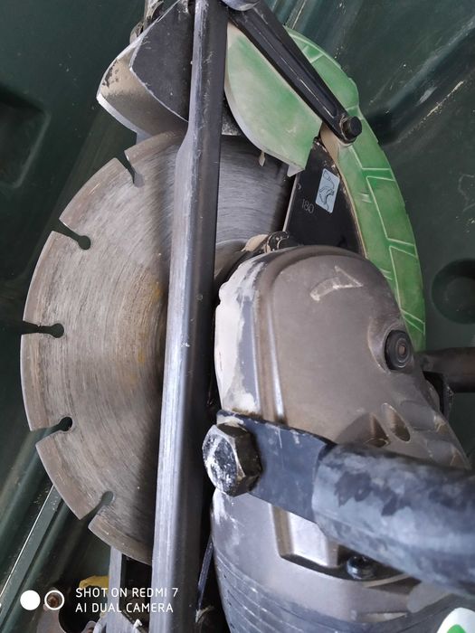 Przecinarka do betonu Hitachi CM9SR