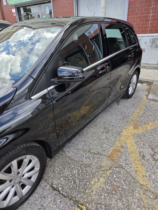 Mercedes B180 CDI ( IMPECÁVEL )