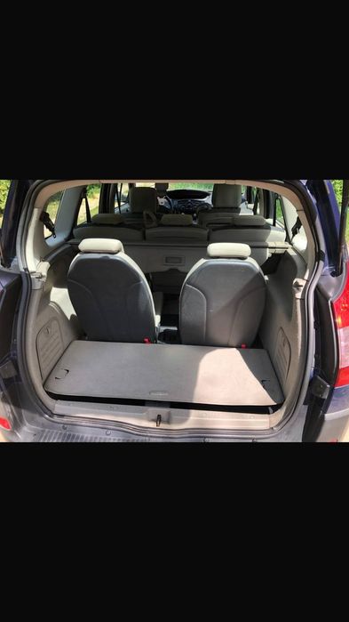 Срочно!!! Продам Renault Megane Scenic 2005