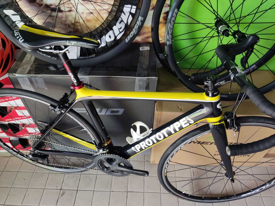 Bicicleta de estrada de carbono XS