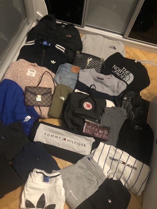 Paki/boxy markowych ubrań