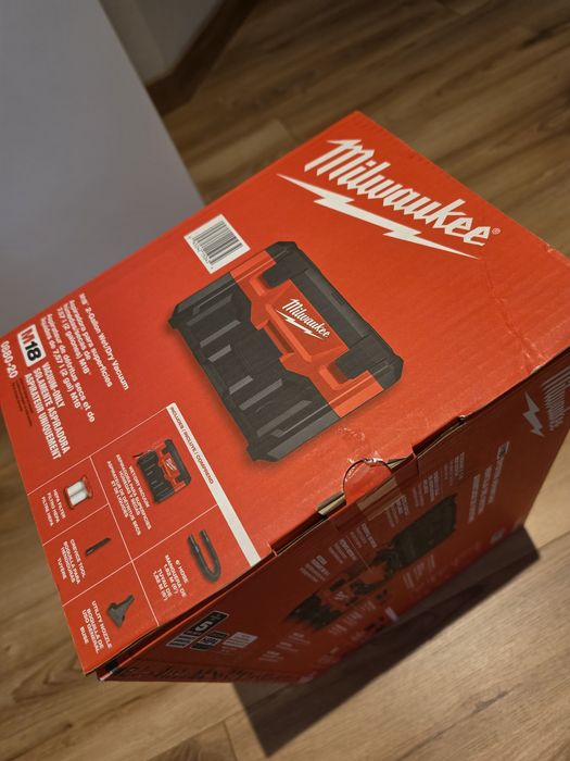 Odkurzacz akumulatowory milwaukee  m18 na sucho I mokro