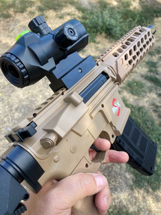 Іграшковий автомат MCX на орбізах РУХОМИЙ ЗАТВОР орбіган гель бластер