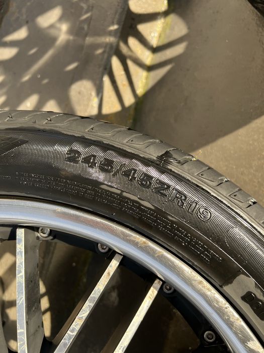 Продам диски (титани) з резиною. Літо, R19