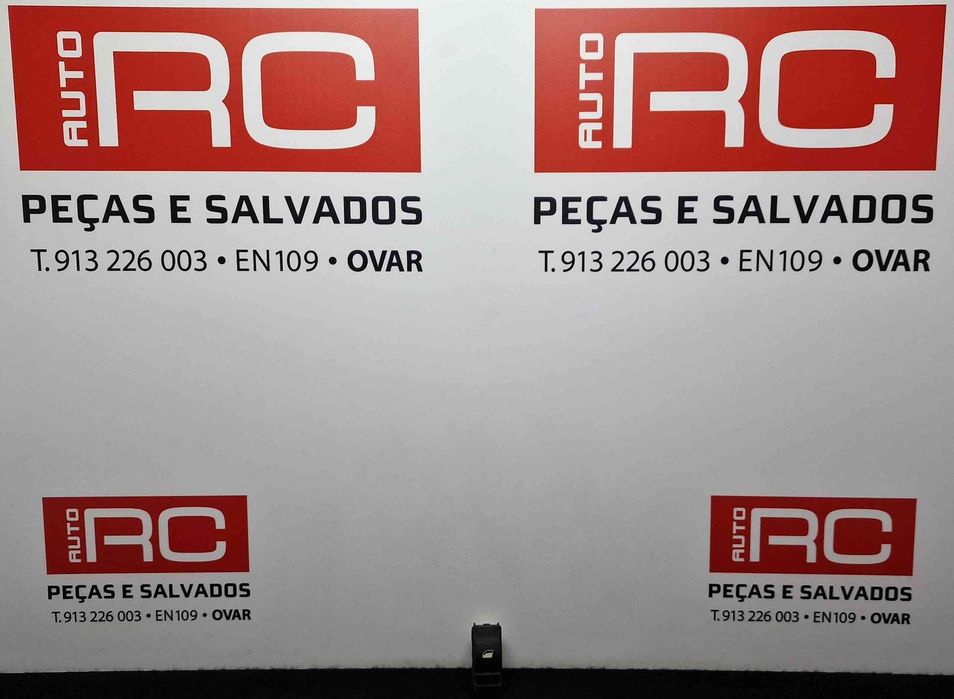 Comando / Botão / Interruptor Vidros Frente Direito 98044803ZD - PEUGEOT 3008 II SUV