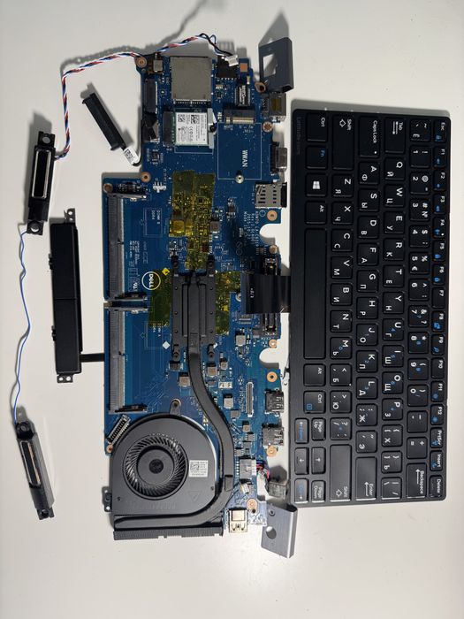 Розбірка запчастини Dell E5540 E5470 E5450 матриця екран коавіатура