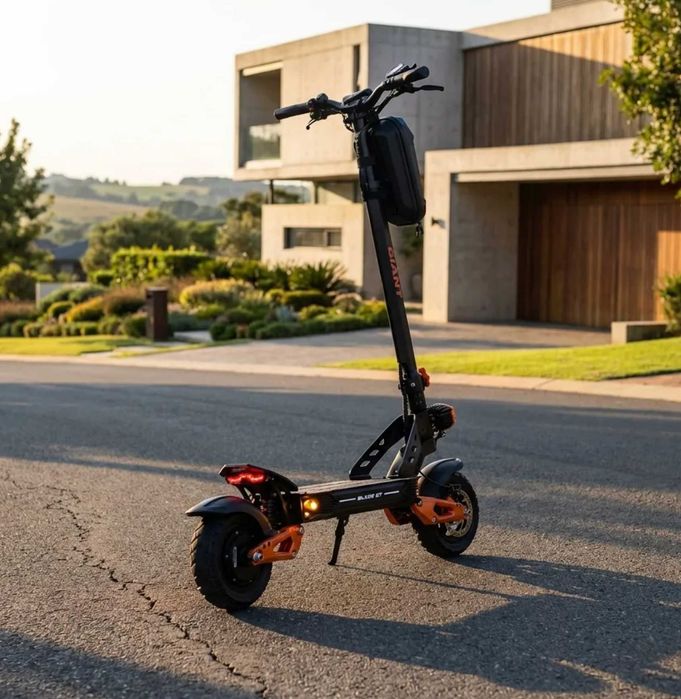 ТОП! ECOBIKE Zen U12 GIANT Blade GT Pro Sport — швидкий та потужний електросамокат 1600 Вт 18/26 Ah Червоний