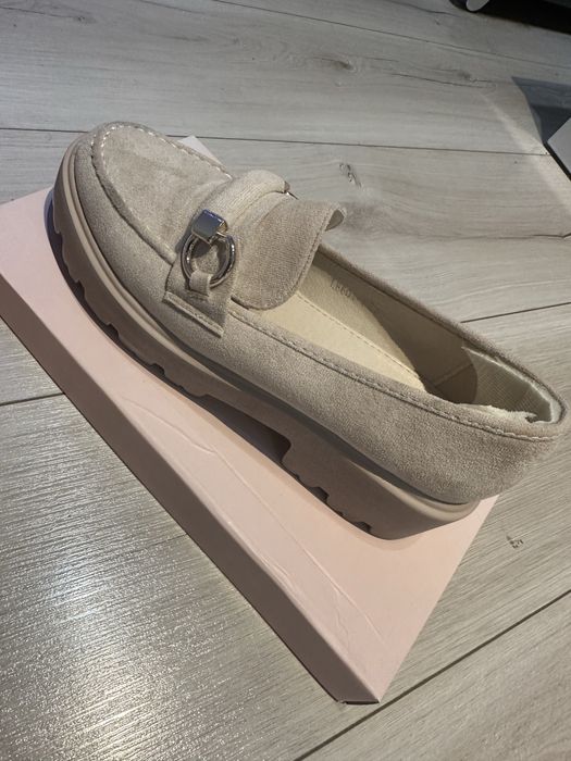 Mokasyny beżowe rozm 38