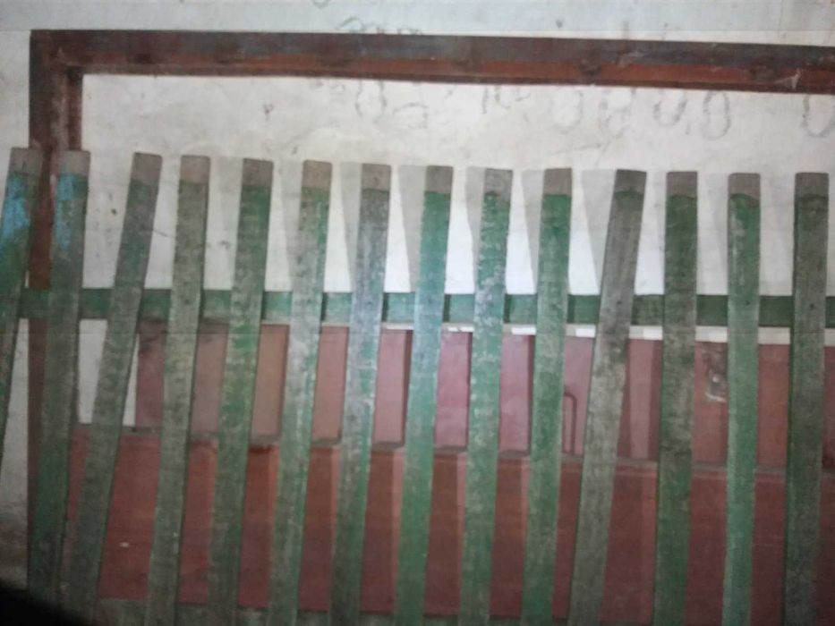 Ворота металеві.