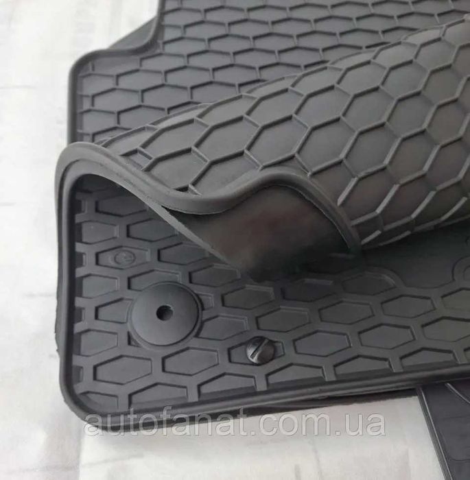 VW Passat B8 (2014–2023) | Коврики в салон Фольксваген | Гумові, Чехія