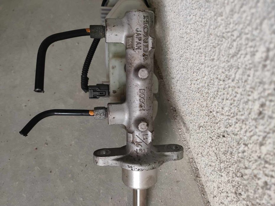 Sprzedam pompe hamulcową