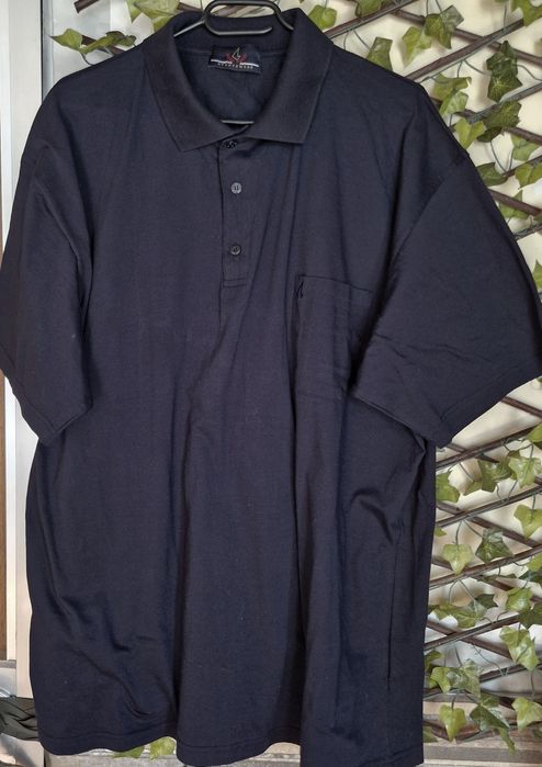 T shirt polos novo 3xl so 3 eur
Para desocupar apenas 3 eur por unidad
