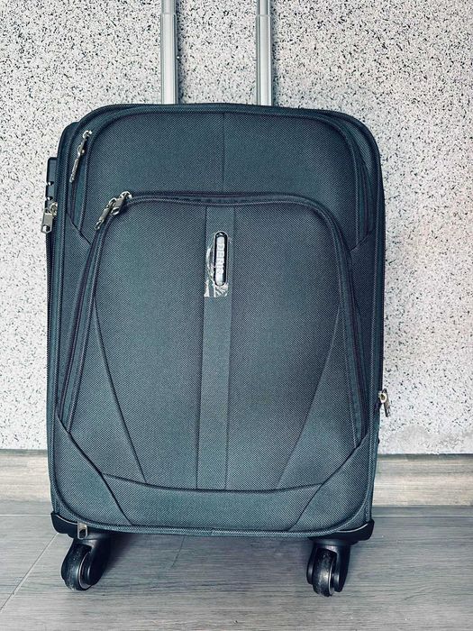 Walizka podróżna 55x35x20 materiał
