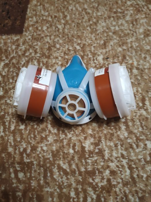 Респіратор "Кама" зі газопилозахисними фільтрами