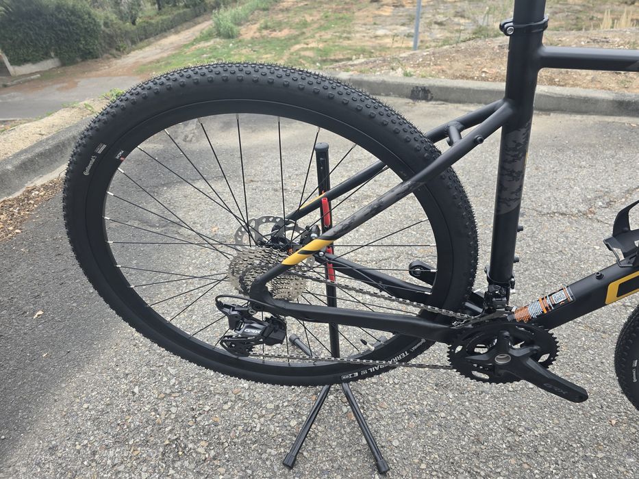 Bicicleta de gravel nova grx 12x2v