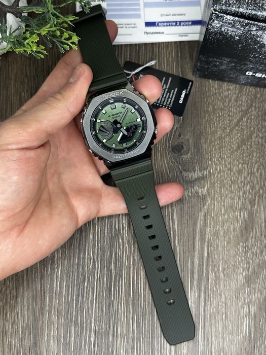 З гарантією / Новий оригінальний Casio G-Shock GM-2100B-3A