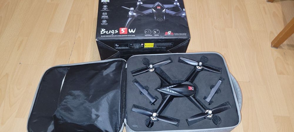 Dron MJX  Bugs B5W
