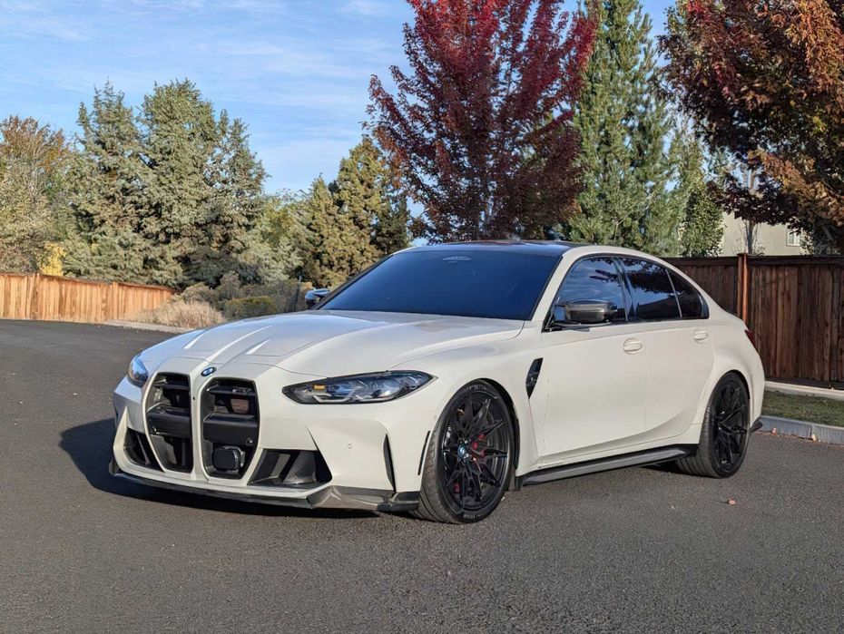 BMW M3      2021