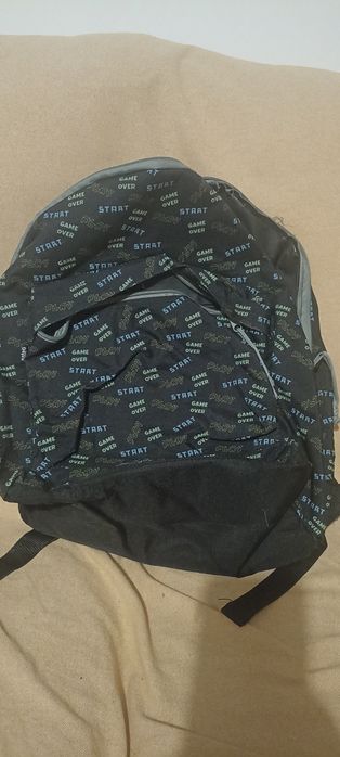Vendo mochila de criança