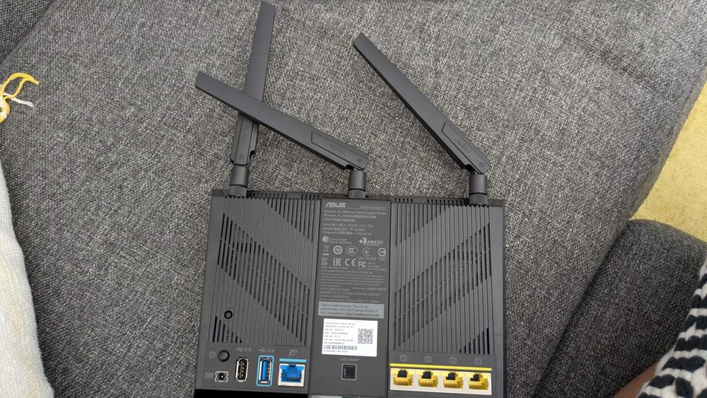 Espacial e Especial Router ASUS RT-AC86U