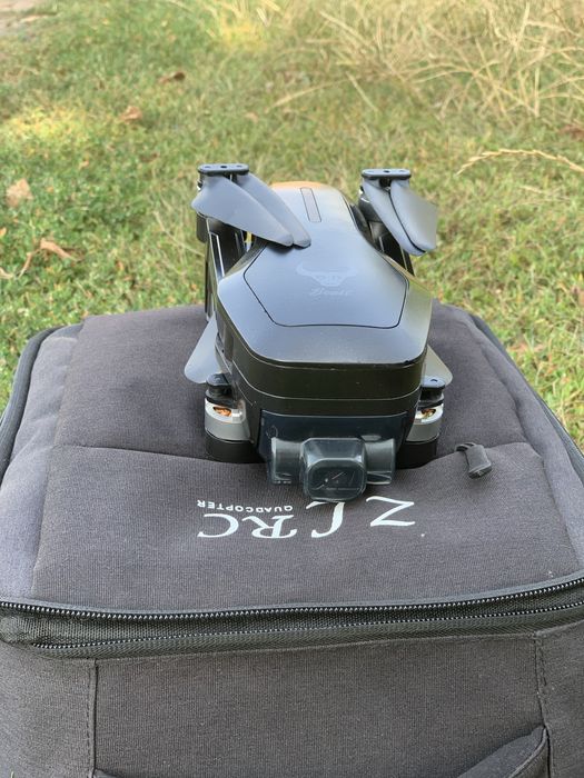 Продам квадрокоптер  sg906pro2