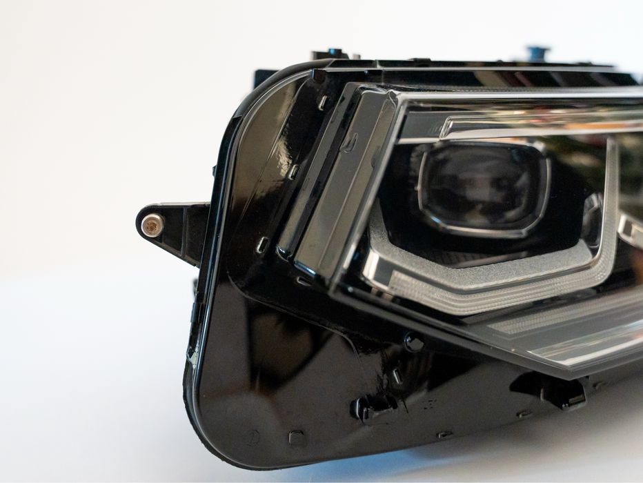 Lampa przednia LED Matrix IQ.Light / Full LED Matrix do VW Tiguan 2024