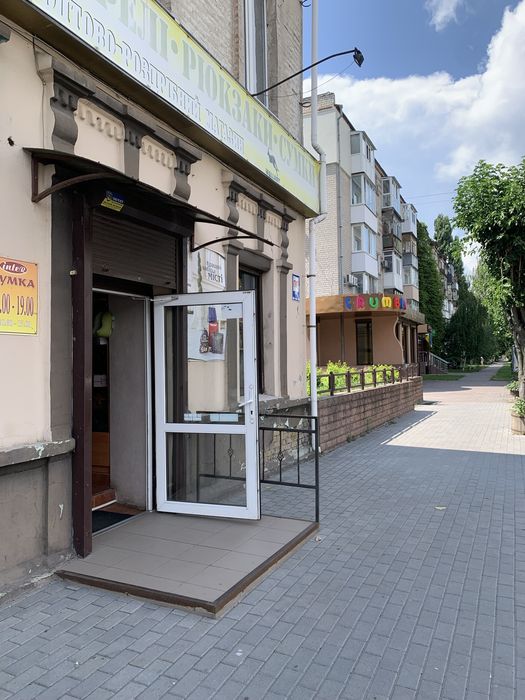 Здам приміщення по Перемоги, центр