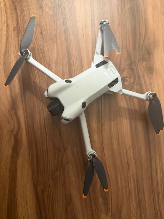 Drone DJI Mini 4 Pro - Sem arranhões para Peças