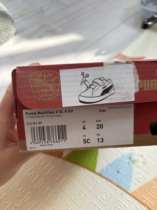 Кросівки Puma на дівчинку 20р