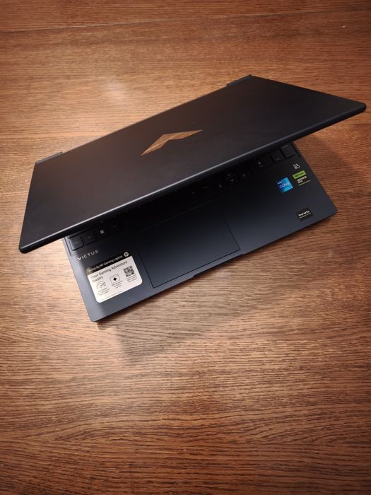 Ноутбук 15.6" HP Victus 15-FA0033DX i5-12450H 24/512 144Hz RTX3050 NEW