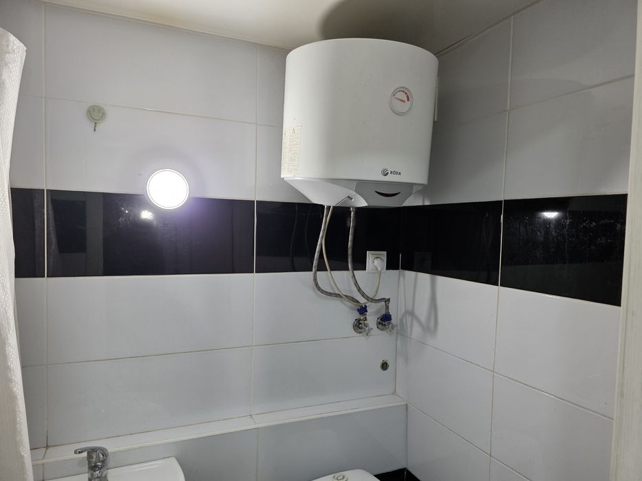 Оренда затишної квартири Бориспільська 9 (Дарницький район)