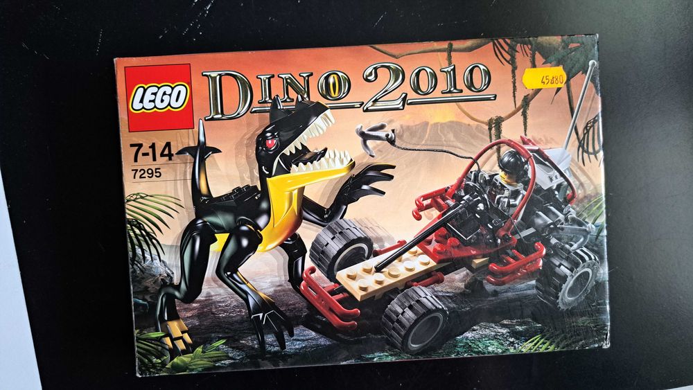 LEGO 7295 Dino 2010