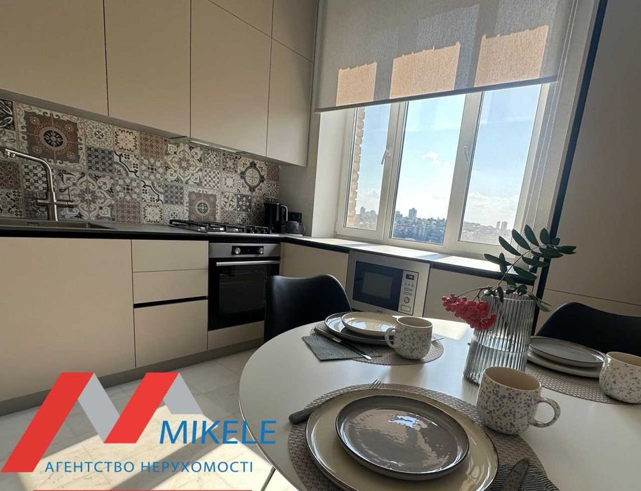 Без% Оренда 3к82м2 Микільсько-Ботанічна 17/19 Університет Бот.сад