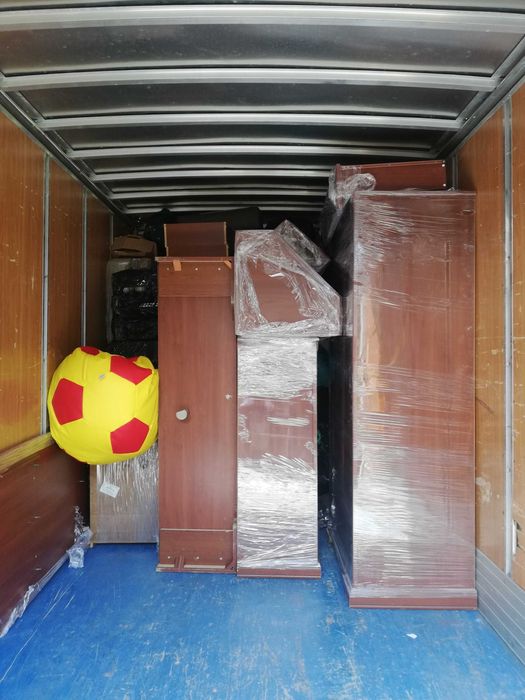 Tanie przeprowadzki  Transport mebli.Magazynowanie .