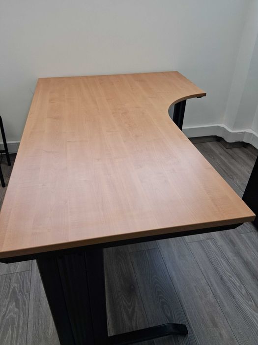 ID 79 - Vendo mesa secretária madeira em L C180xL120XL80XA76cm