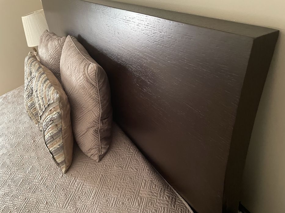 Cama de casal + cómoda