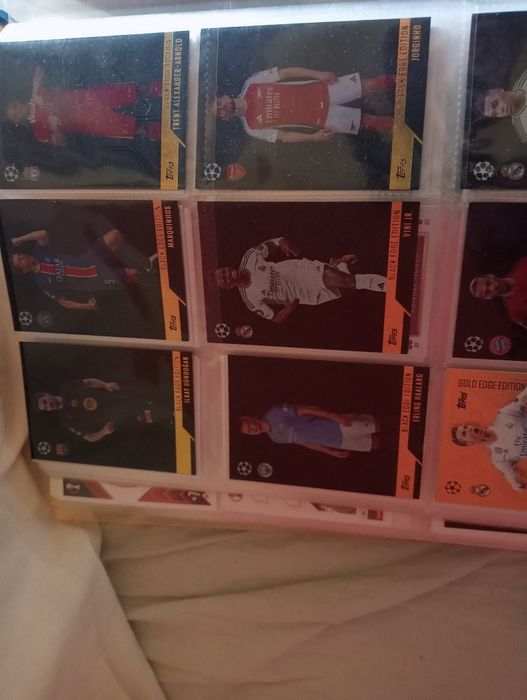 Cartas de coleção Topps.