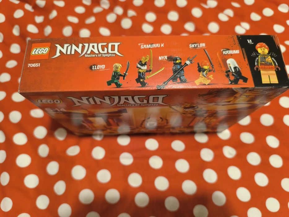 Lego Throne Room Showdown 70651